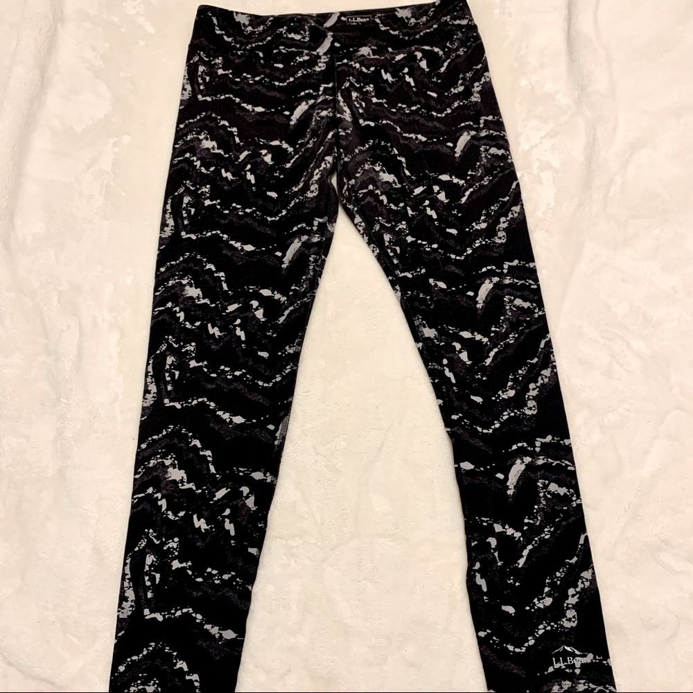 L.L. Bean Medium Pattern Leggings